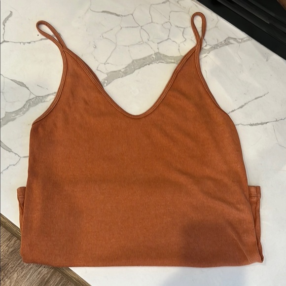 Universal Thread Tank Bundle - Picture 2 of 4